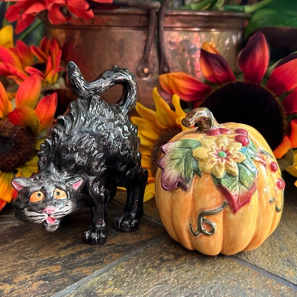 Fitz and Floyd “Halloween Harvest” Collection Salt and Pepper Shakers (68/530) - Picture 6 of 13